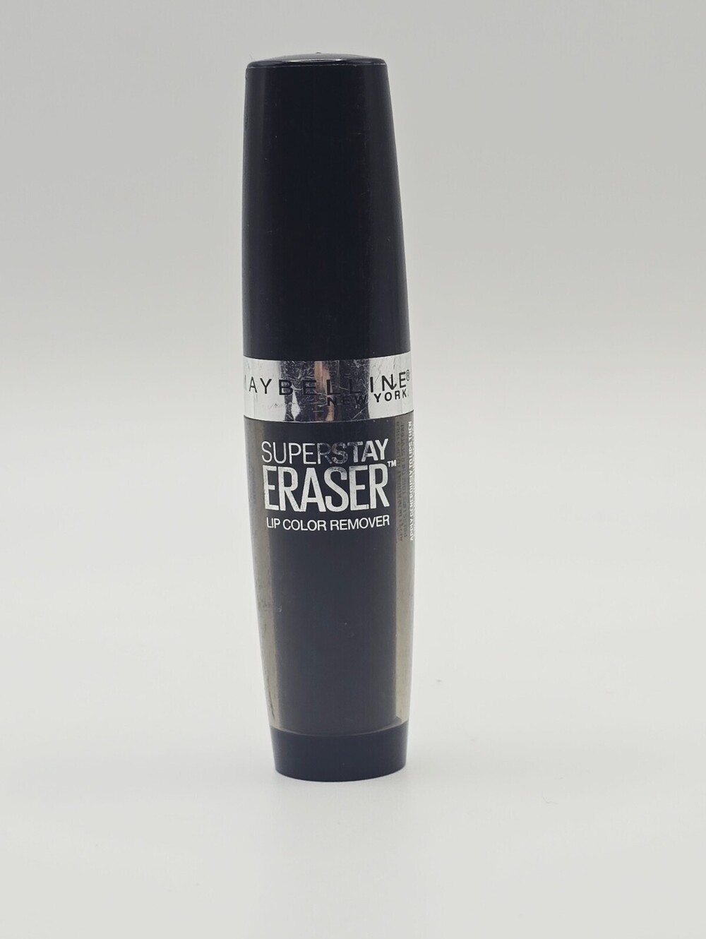 Maybelline New York Superstay Eraser Lip Color Remover 0.10 oz Full Size. QTY:1